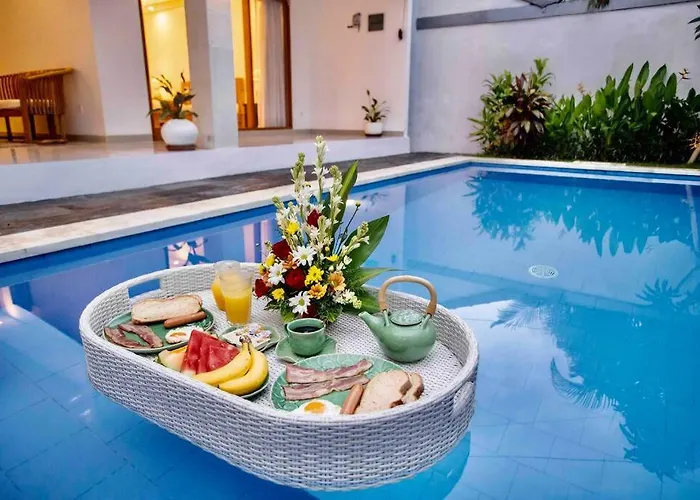 Bens Mertanadi Two-bedroom With Private Pool Kuta *