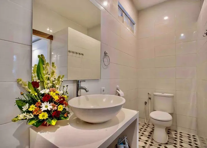 Bens Mertanadi Two-bedroom With Private Pool Kuta