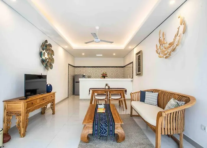 Bens Mertanadi Two-bedroom With Private Pool Kuta *